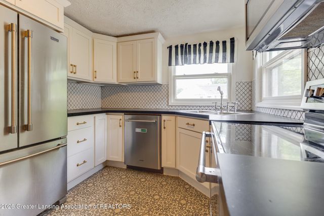 466 Wayland Avenue, East Lansing, MI 48823
