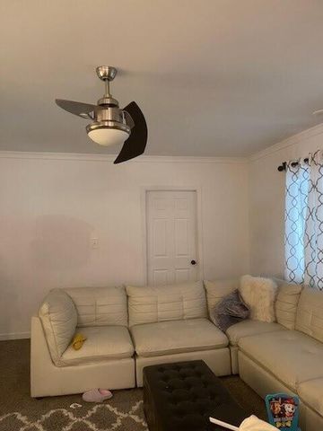 1969 Comstock Avenue, North Charleston, SC 29405