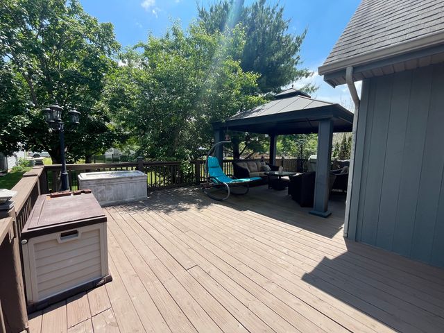 1341 Portage Lane, Woodstock, IL 60098
