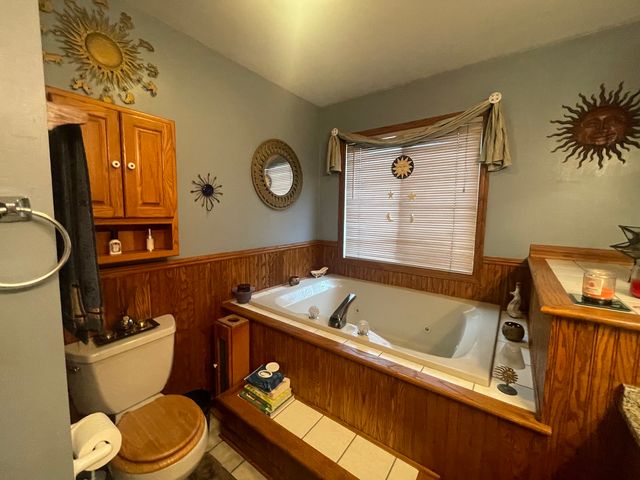 1341 Portage Lane, Woodstock, IL 60098