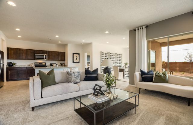 250 Spectrum Avenue SW, Rio Rancho, NM 87124