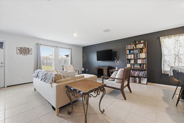 1393 Beach Drive, Pelican Bay, TX 76020