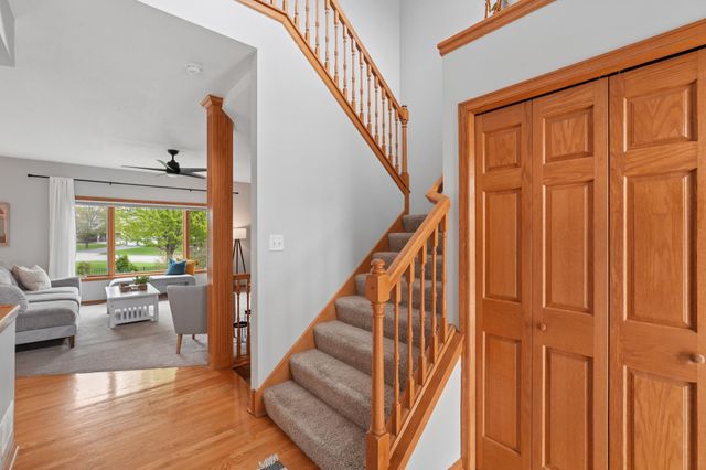 9595 Dunes Avenue, Cottage Grove, MN 55016