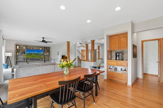 9595 Dunes Avenue, Cottage Grove, MN 55016