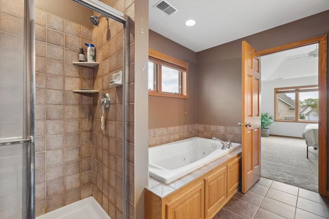9595 Dunes Avenue, Cottage Grove, MN 55016