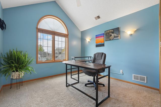 9595 Dunes Avenue, Cottage Grove, MN 55016