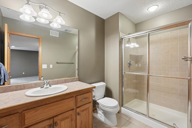 9595 Dunes Avenue, Cottage Grove, MN 55016