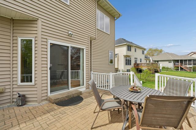 9595 Dunes Avenue, Cottage Grove, MN 55016