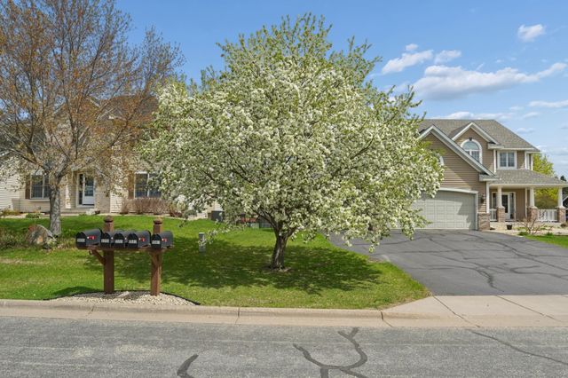 9595 Dunes Avenue, Cottage Grove, MN 55016