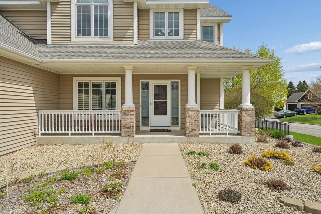 9595 Dunes Avenue, Cottage Grove, MN 55016 — photo 2