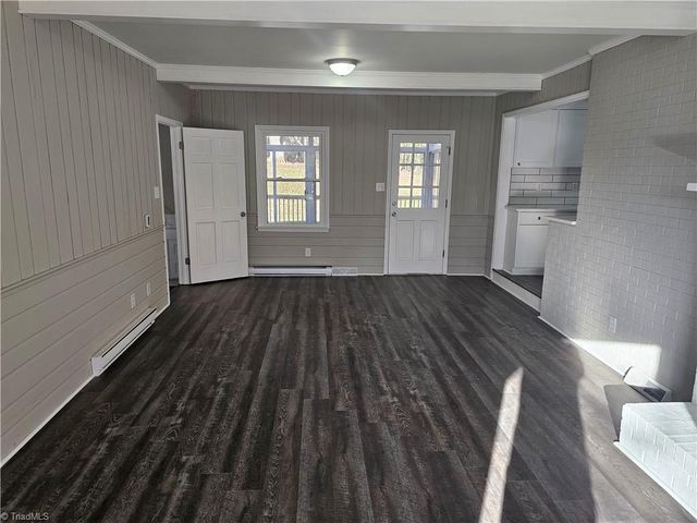 3721 Herchel Lane, Winston-salem, NC 27106