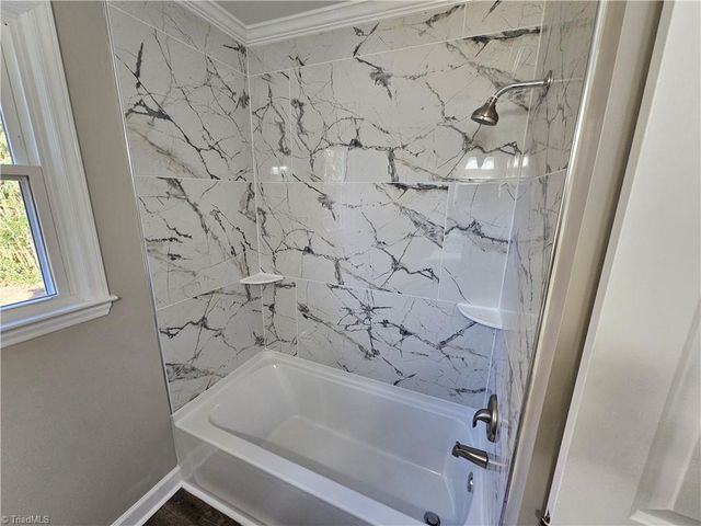 3721 Herchel Lane, Winston-salem, NC 27106