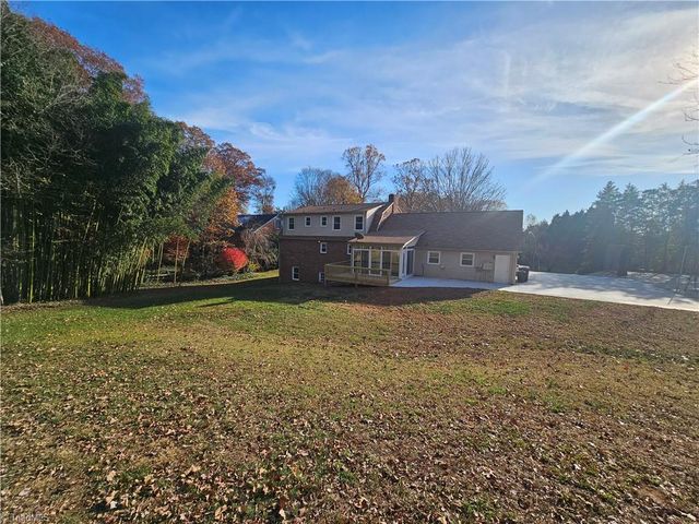 3721 Herchel Lane, Winston-salem, NC 27106