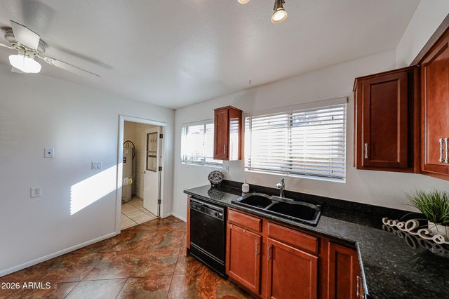 3022 N 37TH Street 4, Phoenix, AZ 85018