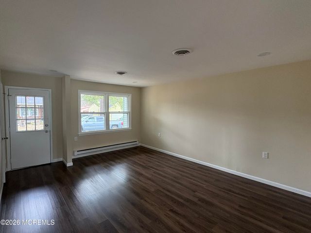 36 Westport Drive 71, Whiting, NJ 08759