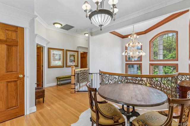 244 Foster Avenue, Sayville, NY 11782