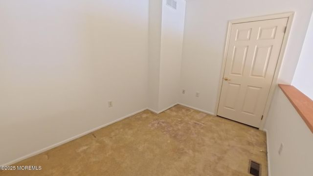 13 Madison Court, Tinton Falls, NJ 07712