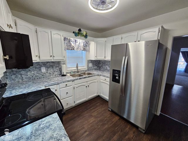 304 W Corunna Avenue, Owosso, MI 48867