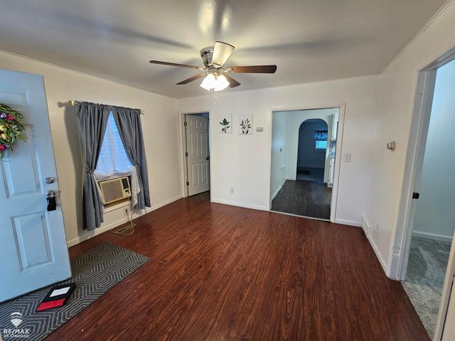 304 W Corunna Avenue, Owosso, MI 48867