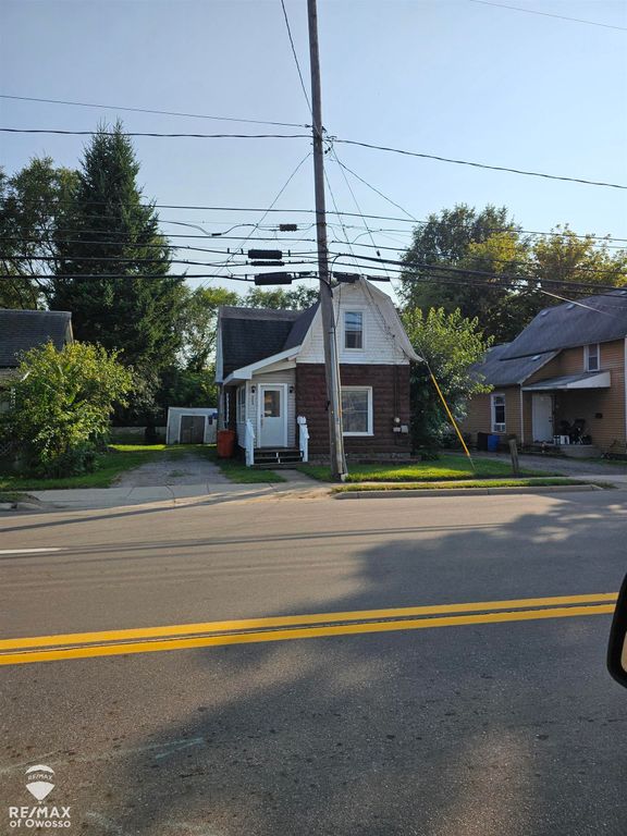 304 W Corunna Avenue, Owosso, MI 48867