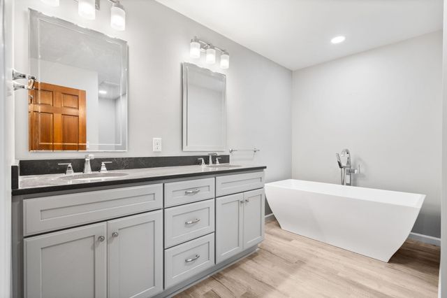 1284 Brandywine Street, Temperance, MI 48182