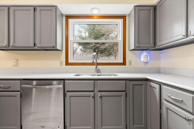 1284 Brandywine Street, Temperance, MI 48182