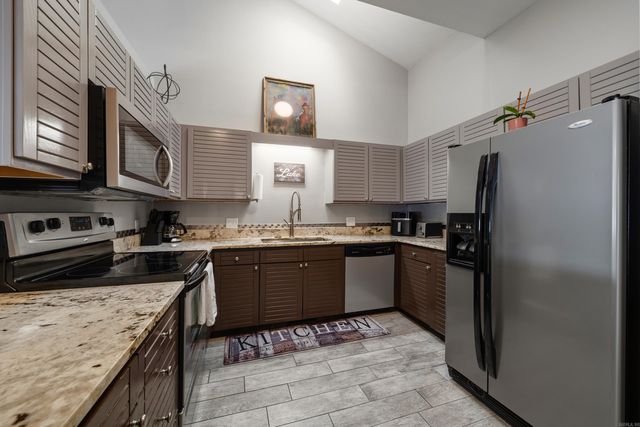 200 Pretti Pt Apt C1, Hot Springs, AR 71913