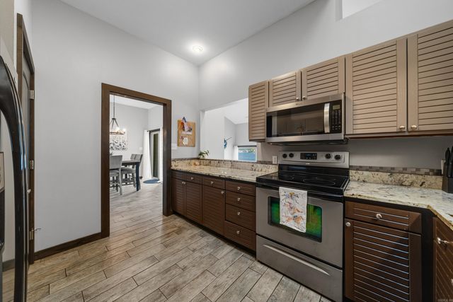 200 Pretti Pt Apt C1, Hot Springs, AR 71913