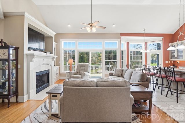 186 Hazelton Loop, Mooresville, NC 28117