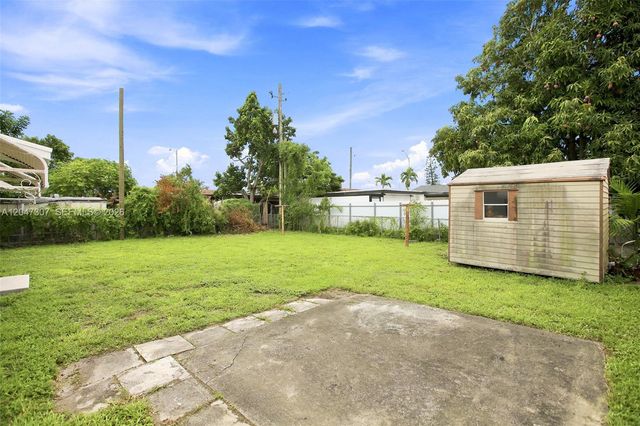 790 E 6th Place, Hialeah, FL 33010