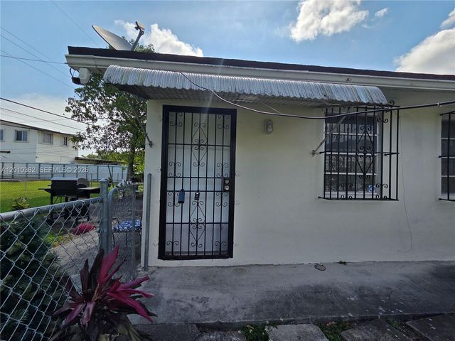 11035 SW 56th Street B, Miami, FL 33165