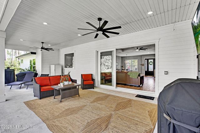 138 LAKE ASBURY Drive, Green Cove Springs, FL 32043