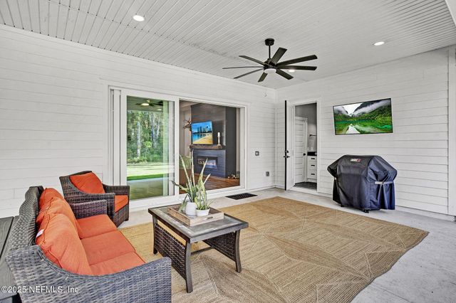 138 LAKE ASBURY Drive, Green Cove Springs, FL 32043