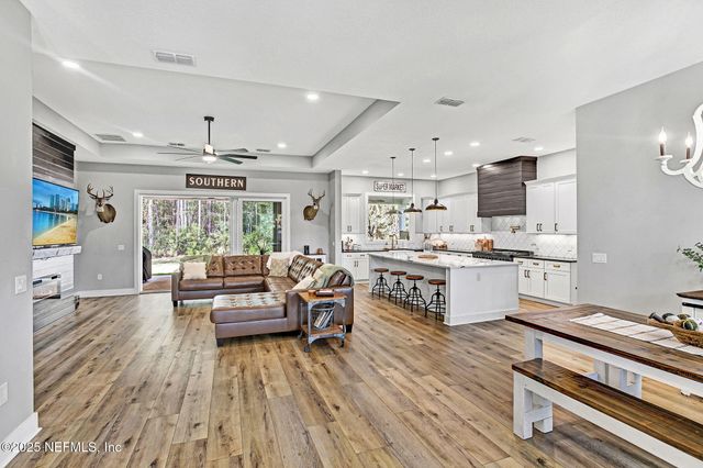 138 LAKE ASBURY Drive, Green Cove Springs, FL 32043