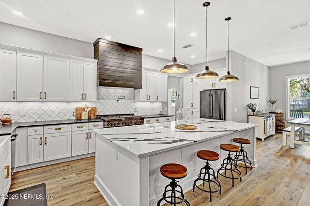 138 LAKE ASBURY Drive, Green Cove Springs, FL 32043