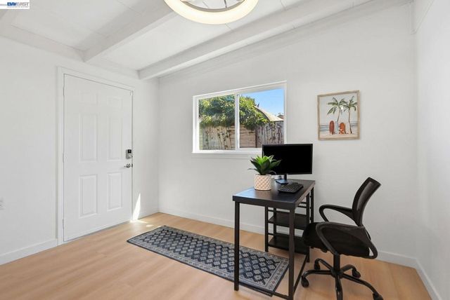 1020 Barbara Ln, San Pablo, CA 94806