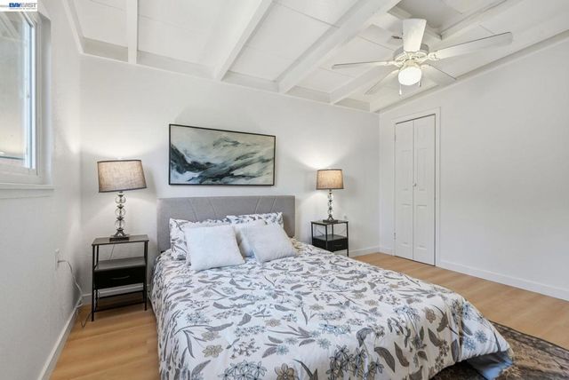 1020 Barbara Ln, San Pablo, CA 94806