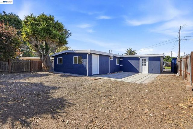 1020 Barbara Ln, San Pablo, CA 94806