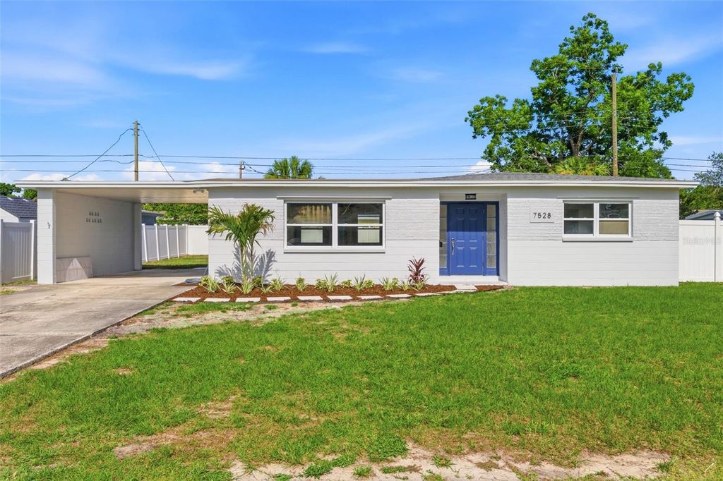7528 17TH WAY N, St Petersburg, FL 33702