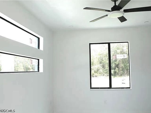 2504 E 2nd ST, Lehigh Acres, FL 33936