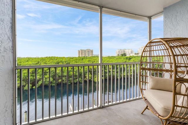 689 NE 6th Court 4050, Boynton Beach, FL 33435