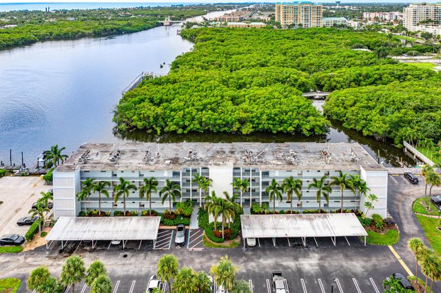 689 NE 6th Court 4050, Boynton Beach, FL 33435