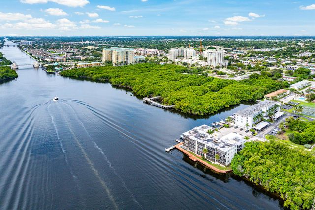 689 NE 6th Court 4050, Boynton Beach, FL 33435