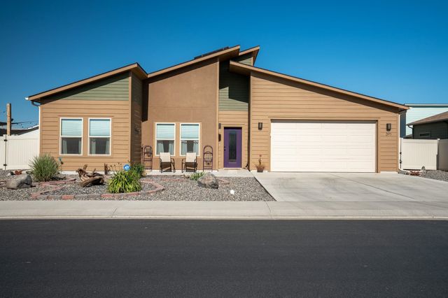 391 Blue River Drive, Grand Junction, CO 81504
