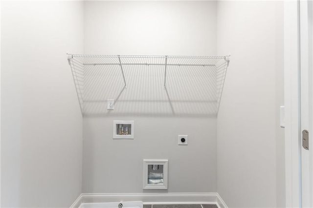 3331 Owl Creek Parkway, Acworth, GA 30102