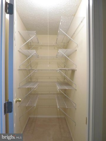 7727 EAGLES HEAD CT, Rockville, MD 20855