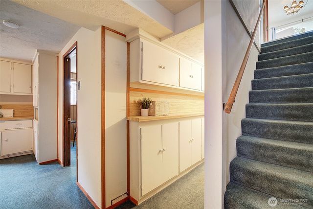 3110 SW 105th Street, Seattle, WA 98146