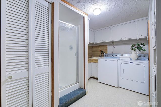 3110 SW 105th Street, Seattle, WA 98146