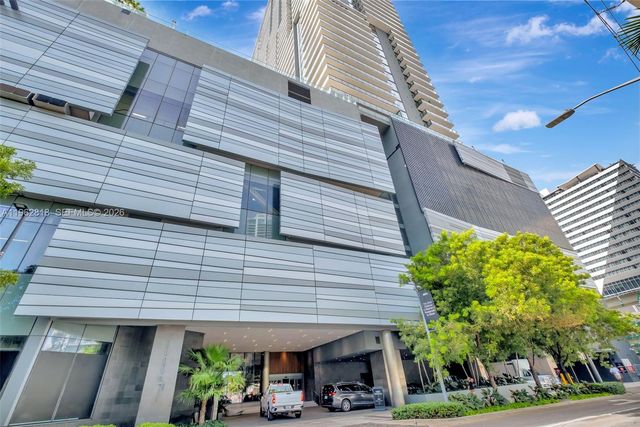 88 SW 7th St 2402, Miami, FL 33130