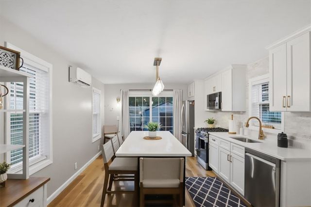 230 Cedar Avenue, Portsmouth, RI 02871